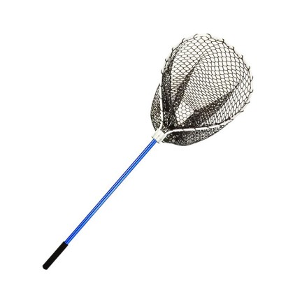 Sturdy and durable retractable landing net